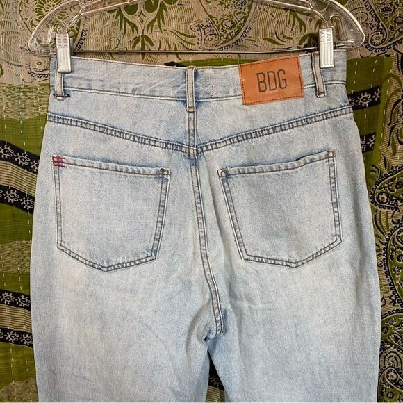 Urban Outfitters BDG High-Waisted Isabel Design Cowboy Jeans Size 28 - Picture 10 of 16